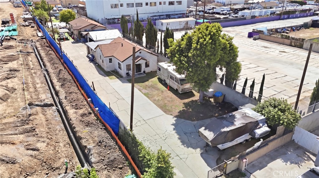 958 W 222nd
