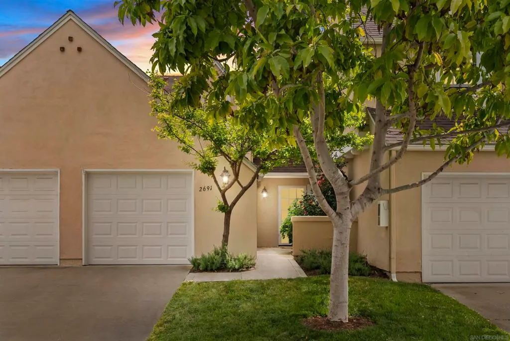 Carlsbad, California 92010, United States, 2 Bedrooms Bedrooms, ,3 BathroomsBathrooms,Residential,Pending,110970