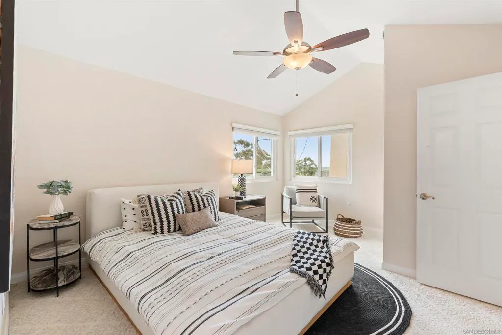 Carlsbad, California 92010, United States, 2 Bedrooms Bedrooms, ,3 BathroomsBathrooms,Residential,Pending,110970