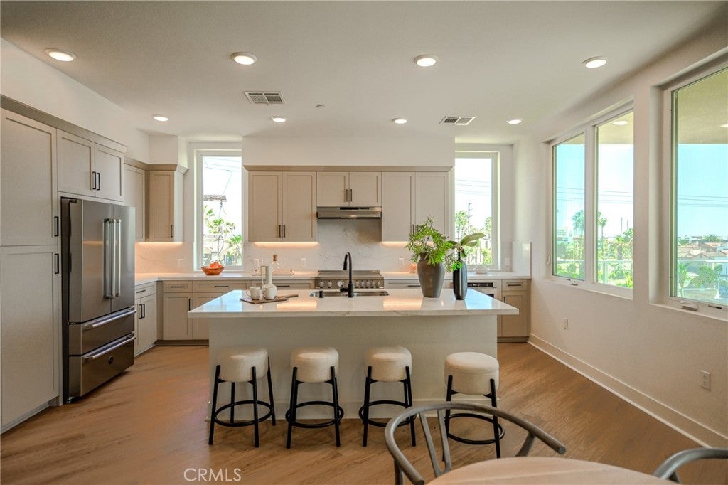 Photo of 414 Main St #400, Huntington Beach, CA 92648 (MLS # OC26087051)