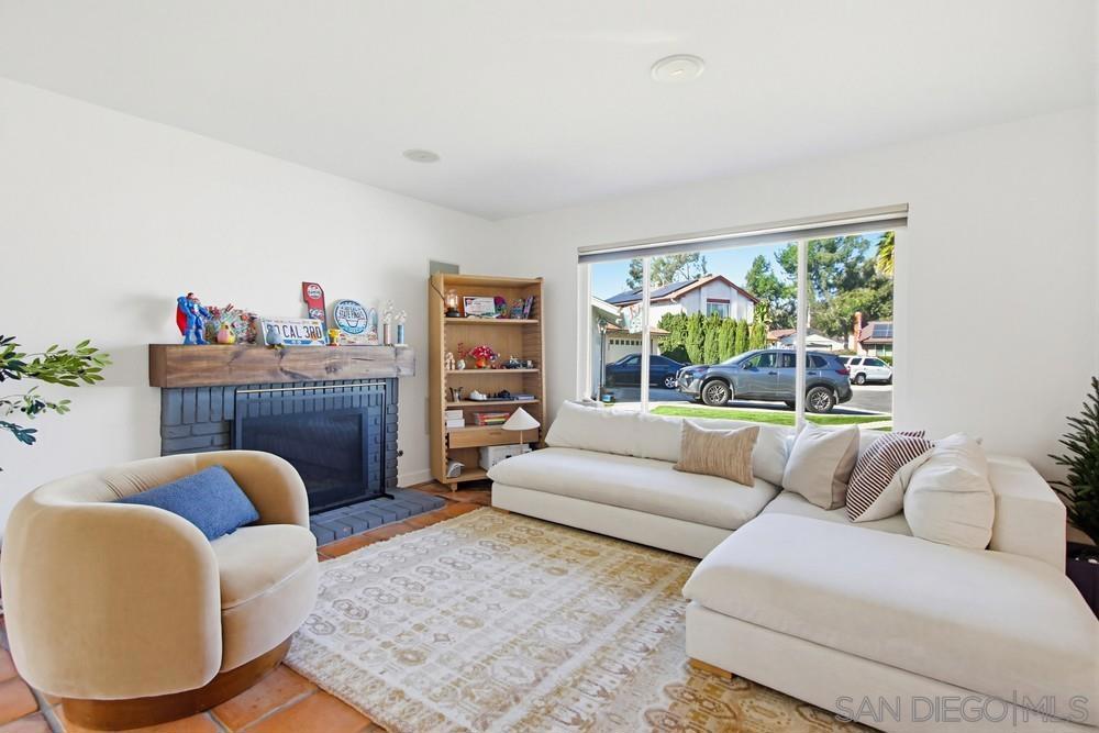 6475 Canyon Vista Ct