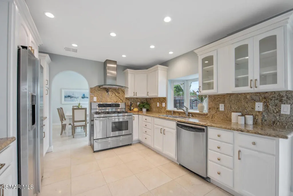 Agoura Hills, California 91301, United States, 4 Bedrooms Bedrooms, ,2 BathroomsBathrooms,Residential,Active,158349