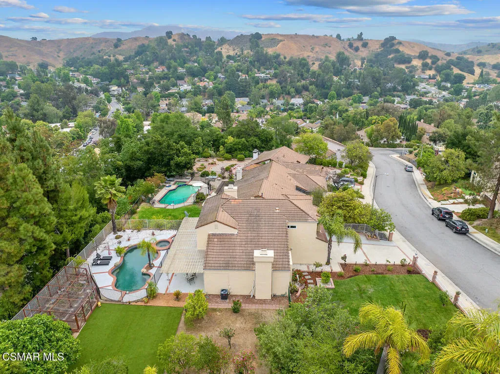 Agoura Hills, California 91301, United States, 4 Bedrooms Bedrooms, ,2 BathroomsBathrooms,Residential,Active,158349