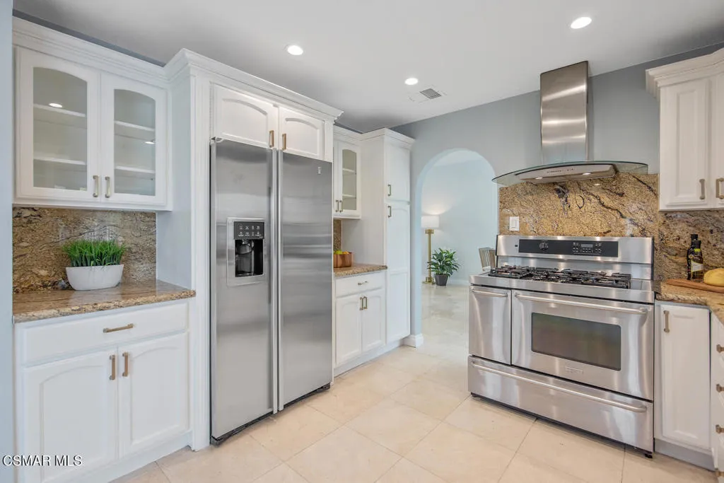 Agoura Hills, California 91301, United States, 4 Bedrooms Bedrooms, ,2 BathroomsBathrooms,Residential,Active,158349