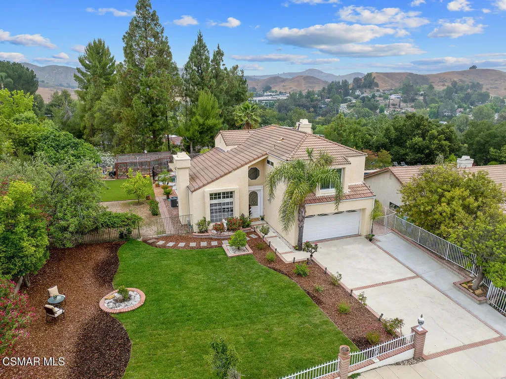 Agoura Hills, California 91301, United States, 4 Bedrooms Bedrooms, ,2 BathroomsBathrooms,Residential,Active,158349