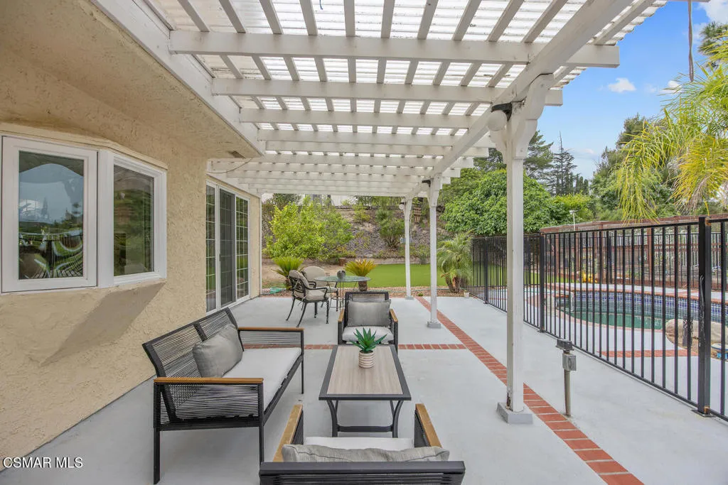 Agoura Hills, California 91301, United States, 4 Bedrooms Bedrooms, ,2 BathroomsBathrooms,Residential,Active,158349