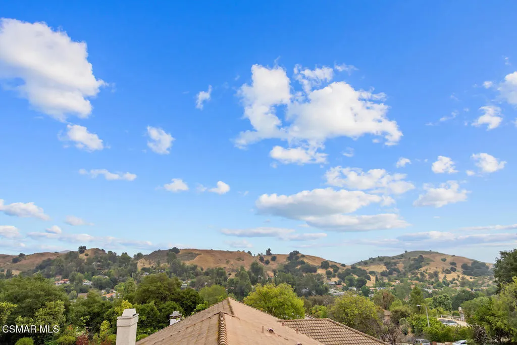 Agoura Hills, California 91301, United States, 4 Bedrooms Bedrooms, ,2 BathroomsBathrooms,Residential,Active,158349