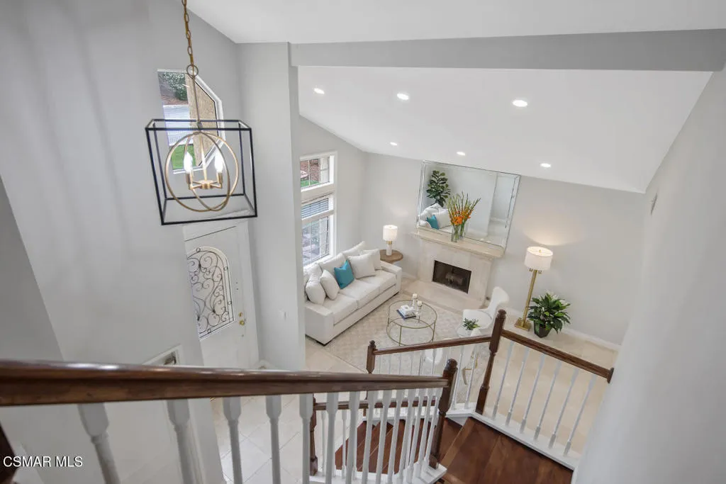 Agoura Hills, California 91301, United States, 4 Bedrooms Bedrooms, ,2 BathroomsBathrooms,Residential,Active,158349