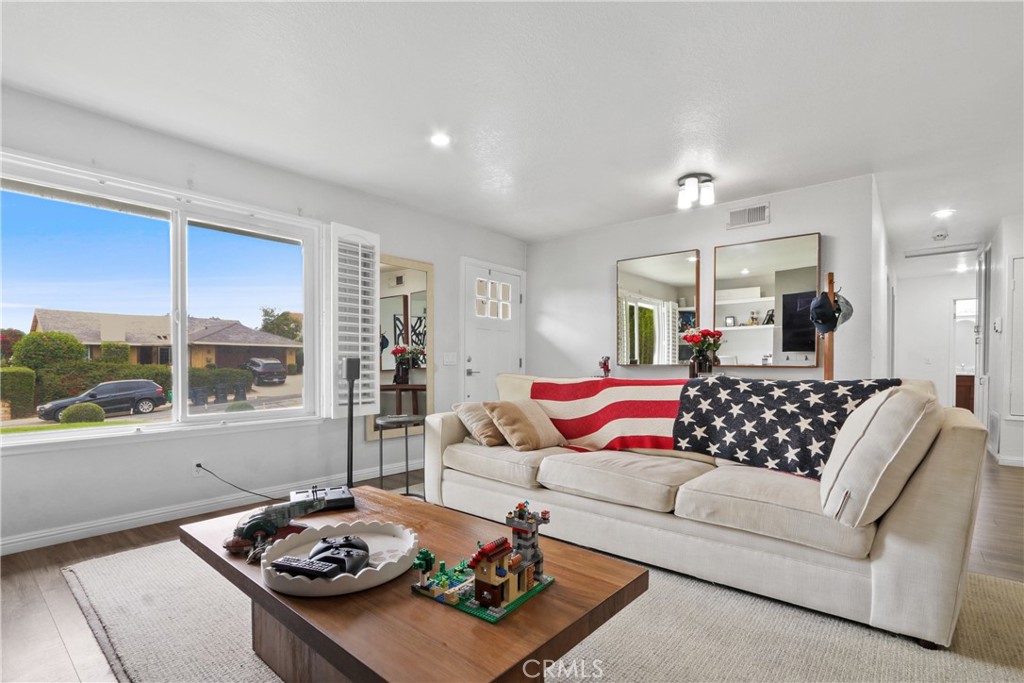 1652 Calle Miradero