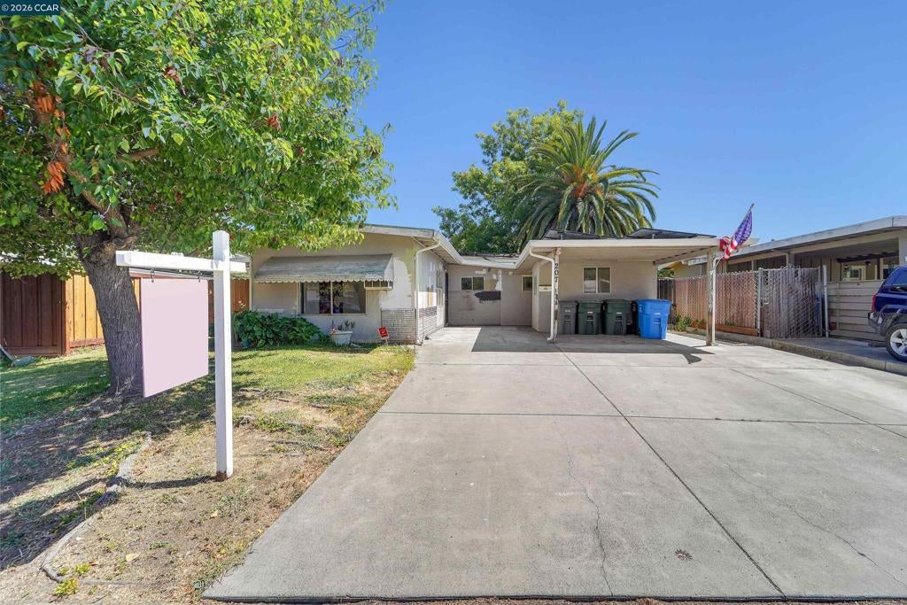 207 Los Altos Pl