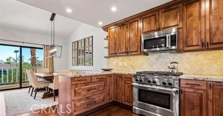 LQ Hotel Tennis Villas (31321) - Residential Lease