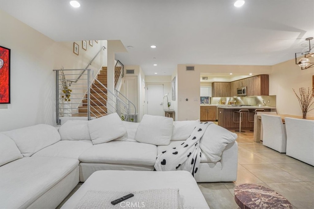 Properties 4 11023 Fruitland Drive 104