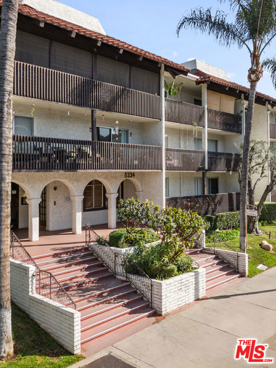 5334 Lindley Avenue 340