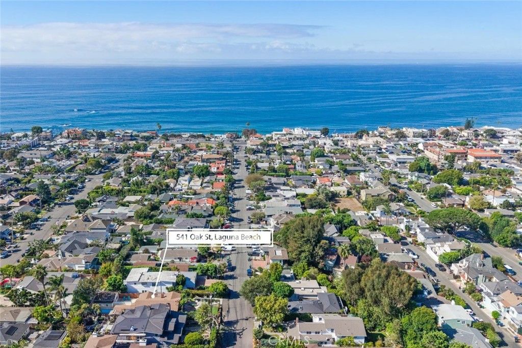Photo of 541 Oak Street St, Laguna Beach, CA 92651 (MLS # LG26036096)