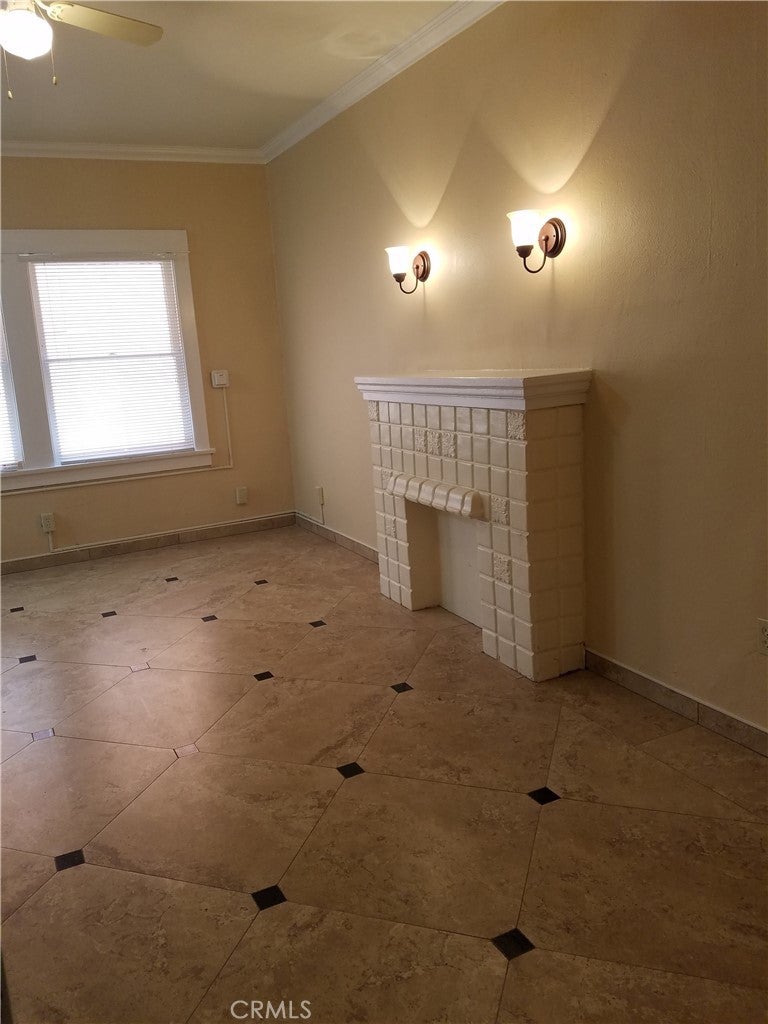 635 Elm Avenue 3
