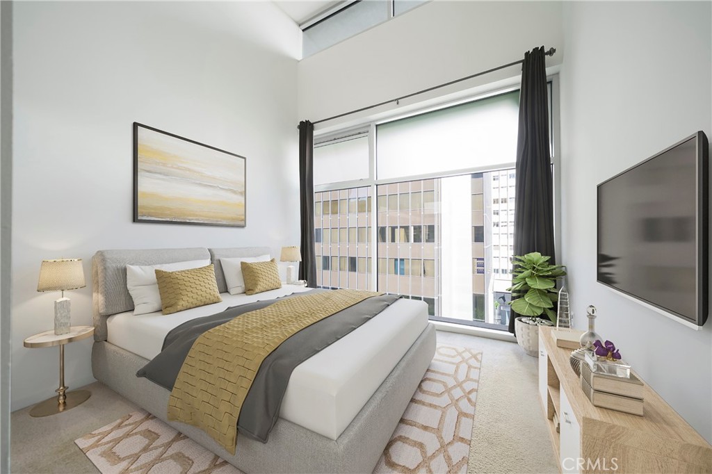 630 W 6th 616