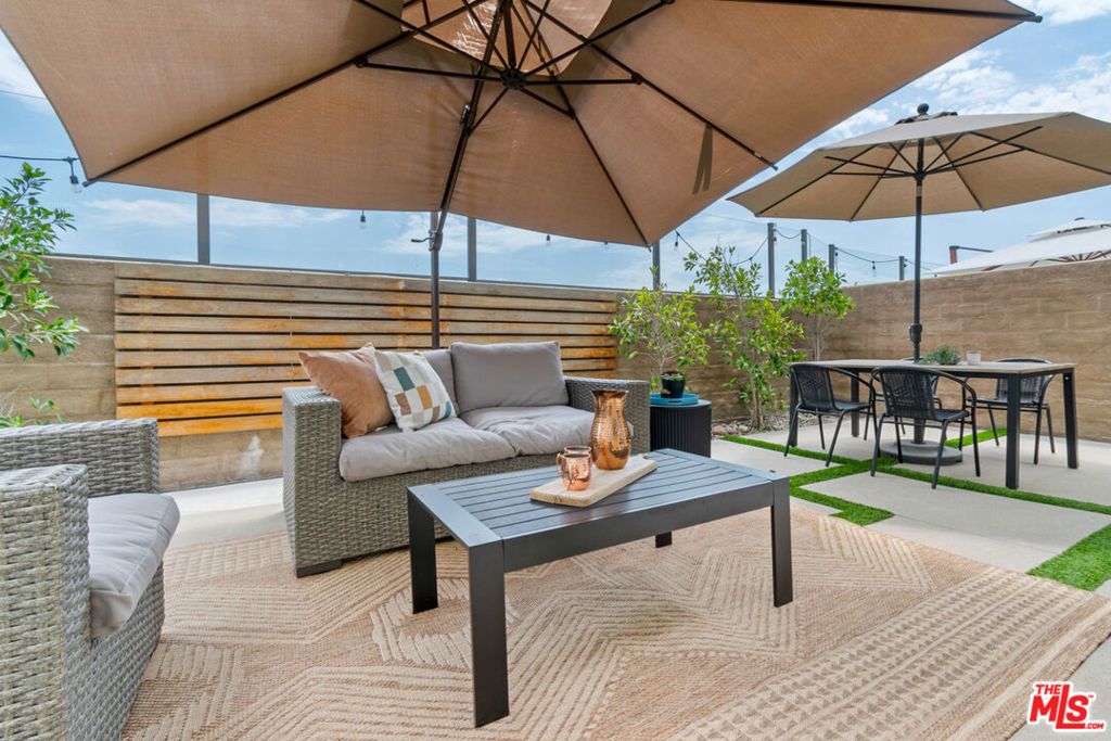 listing image 130729270362814638218