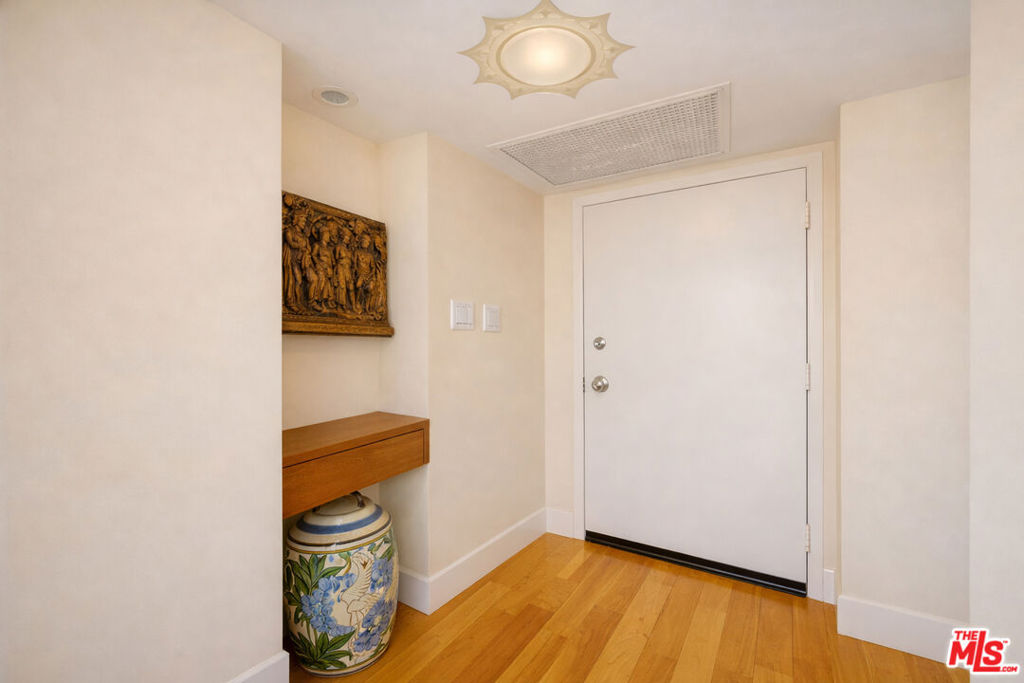 4411 Los Feliz Boulevard 106