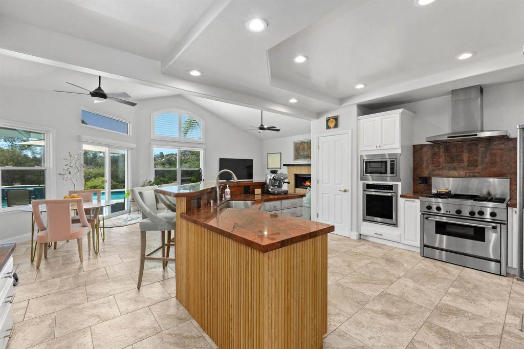 12711 Big Bend Way
