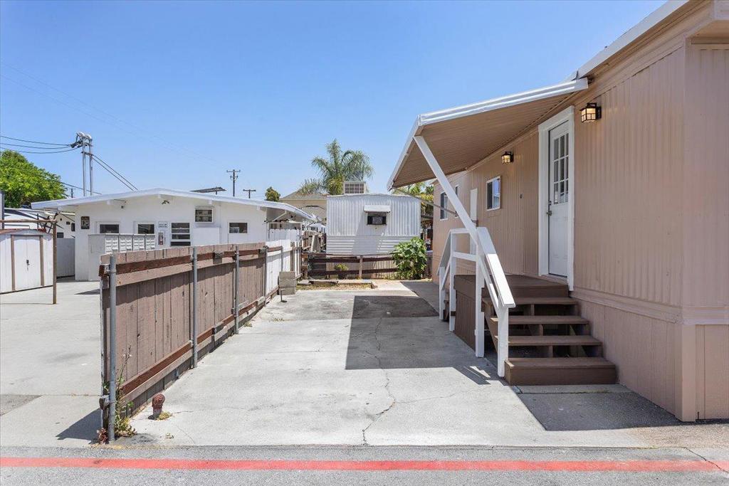 555 McLaughlin Avenue 42