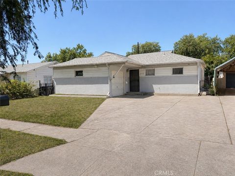 Photo of 2276 Cedar St St, San Bernardino, CA 92404 (MLS # DW26093999)