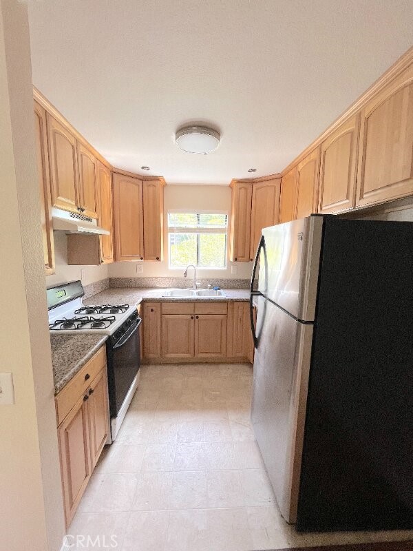 248 W Avenida Palizada