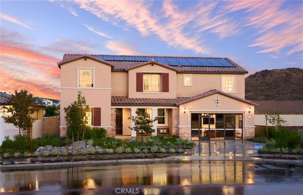 Your opportunity to own the Ashford Model Home is here. This home has 7 bedrooms, 5 bathrooms & a flex room. A beautifully appointed home with tons of designer upgrades and in a gated Cul de Sac location as well.
-Quick Move In Home
-2 guest rooms on the main floor
-Upgraded Quartz Counter Tops
-Upgraded White Cabinets
-Designer Tile Flooring
-(C) Tuscan Exterior 6,405 sf Lot
-Homesite Map