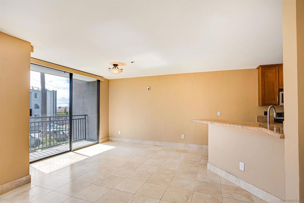 2414 Front St 10