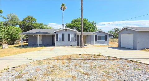 Photo of 13666 Arrow Boulevard, Fontana, CA 92335 (MLS # TR26138611)
