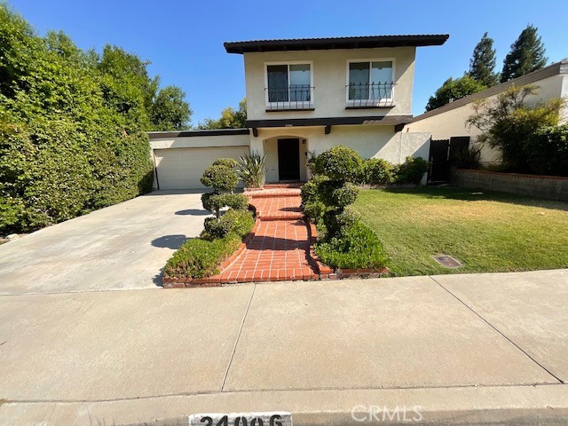 This Galeria model in the heart of Valencia, awesome value, 4+2 floor plan, Master is on First level. Great family room/kitchen area; New carpet & paint. nice floor plan. Wonderful location at the end of the cul-de-sac, and great yards front and back. Please call listing agent for access