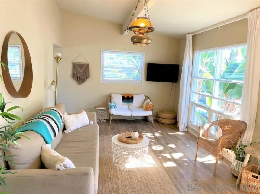 This inviting 2-bedroom, 1-bathroom home is perfectly situated to enjoy the best Encinitas living. With a clean, functional layout and a prime location a short walk to the beach and downtown shops, this home offers comfort and convenience in one of Southern California's most desirable coastal communities. Enjoy relaxed living, private outdoor space, and easy access to everything from surfing spots to local cafes.