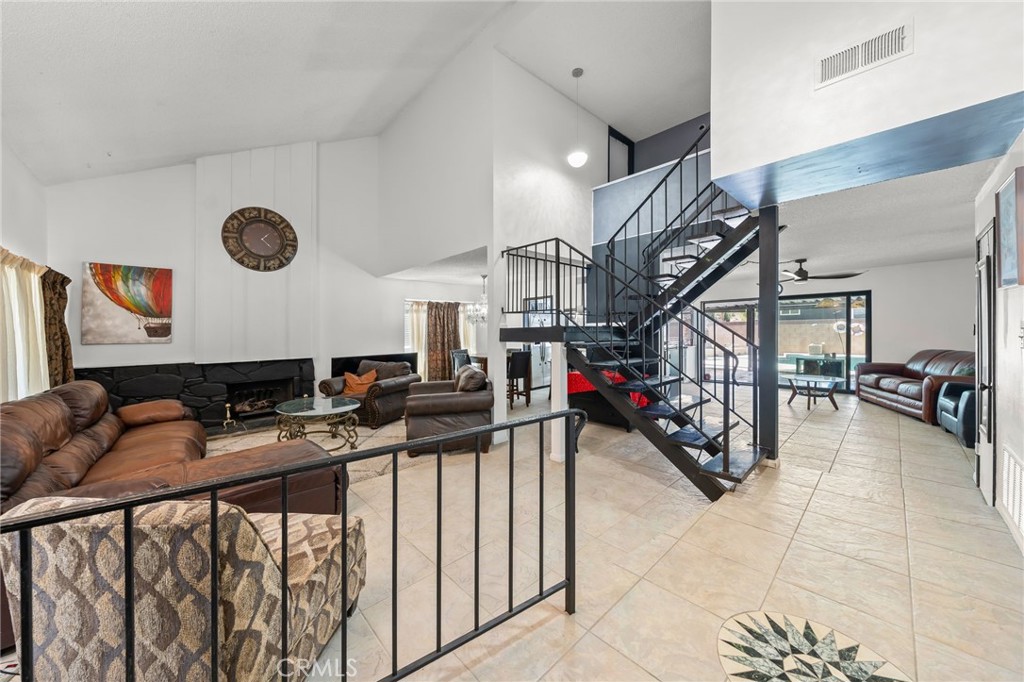 28975 Gladiolus Drive