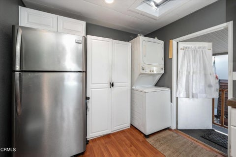 Tiny photo for 10 Wisteria Way, Ventura, CA 93004 (MLS # V1-38419)