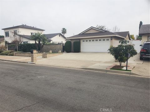 Photo of 14592 Highcrest Cir, Irvine, CA 92604 (MLS # OC26050944)