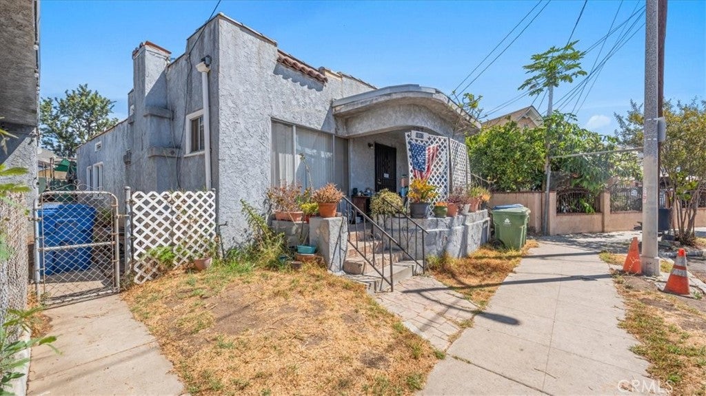 1815 E 3rd ST, Los Angeles CA 90033