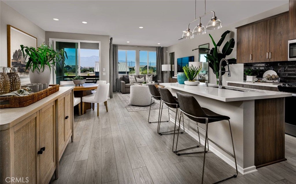 4154 S S. WILDFLAX PASEO 103