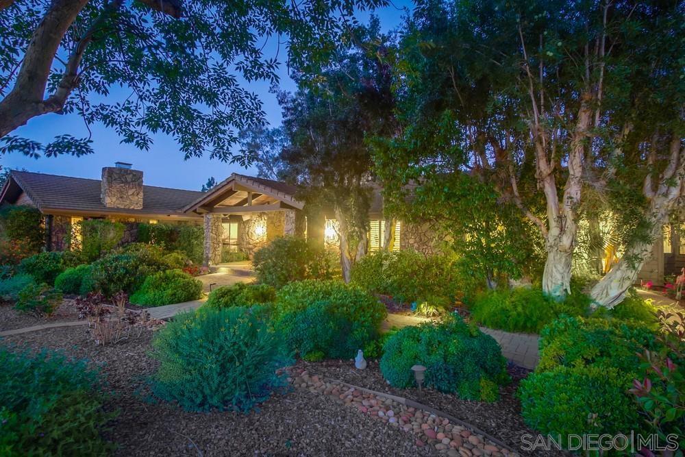 15943 Ranch Hollow Rd