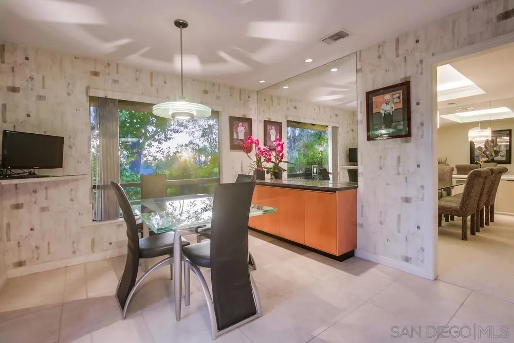 Poway, California 92064, United States, 5 Bedrooms Bedrooms, ,5 BathroomsBathrooms,Residential,Active,134220