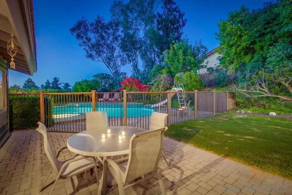 Poway, California 92064, United States, 5 Bedrooms Bedrooms, ,5 BathroomsBathrooms,Residential,Active,134220