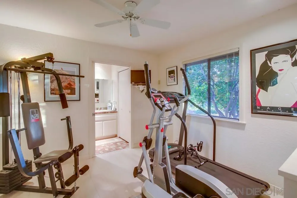 Poway, California 92064, United States, 5 Bedrooms Bedrooms, ,5 BathroomsBathrooms,Residential,Active,134220