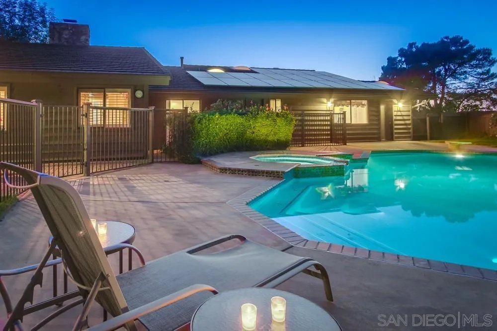 Poway, California 92064, United States, 5 Bedrooms Bedrooms, ,5 BathroomsBathrooms,Residential,Active,134220