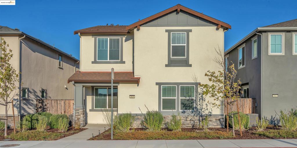Well maintained new single family house with paid-off Solar near San Marco exit! This 4-bedroom, 3-bath contemporary home in Pittsburg was built only 5 years ago, Yes there is a full bath & bedroom on first floor! It features a beautiful open floor plan with modern design in a highly sought after neighborhood. Conveniently located near freeways, BART, shopping centers, Sprouts, and Starbucks. Everything you need is just minutes away. This is a great opportunity to own a newer home in one of Pittsburg's most desirable communities.