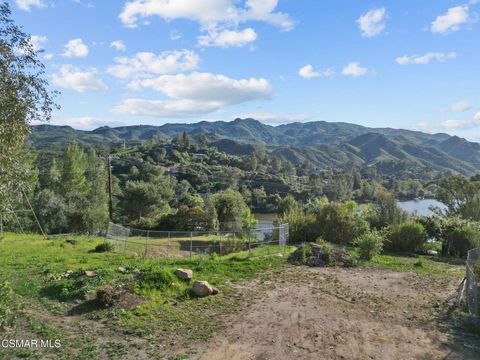 Photo of 2239 Pinecrest Road, Agoura Hills, CA 91301 (MLS # 225005214)