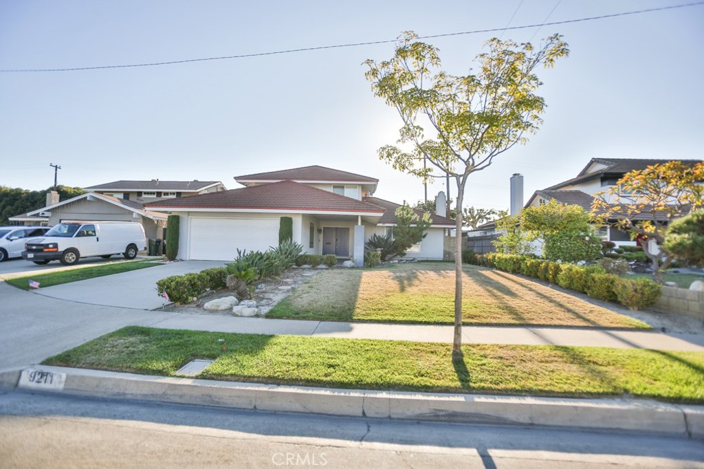 Welcome to a single-family detached residence built in 1965 in Cypress. Spanning 2,355 sq ft living space on a 6,696 sq ft lot. Typically configured with 4 bedrooms and 3 full bathrooms. The home boasts two living rooms—a front living room with a decorative fireplace, and a back family/game room. Granite kitchen countertops and double-pane windows. Downstairs includes a bedroom and an office. Central air conditioning and heating.
Parking includes a two-car garage, plus additional spaces in the driveway and on the street. Strategically located with easy access to freeways, beaches, Disneyland, Knott’s Berry Farm, and Long Beach. all within 30 minutes or less. Shopping centers within about a mile. Excellent school district—close to top-rated schools like Margaret Landell Elementary (9/10), A.E. Arnold Elementary (6/10), Lexington Junior High (7/10), and Cypress High School.