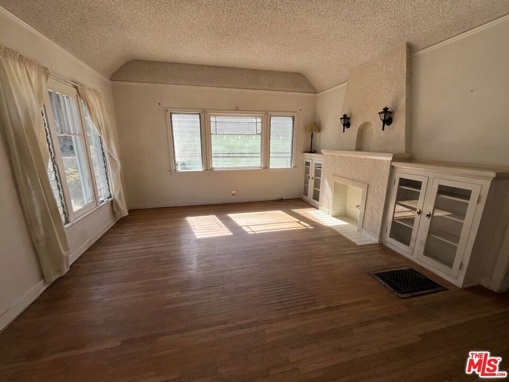 Photo of 411 Kirby Street, Los Angeles, CA 90042 (MLS # 26661411)