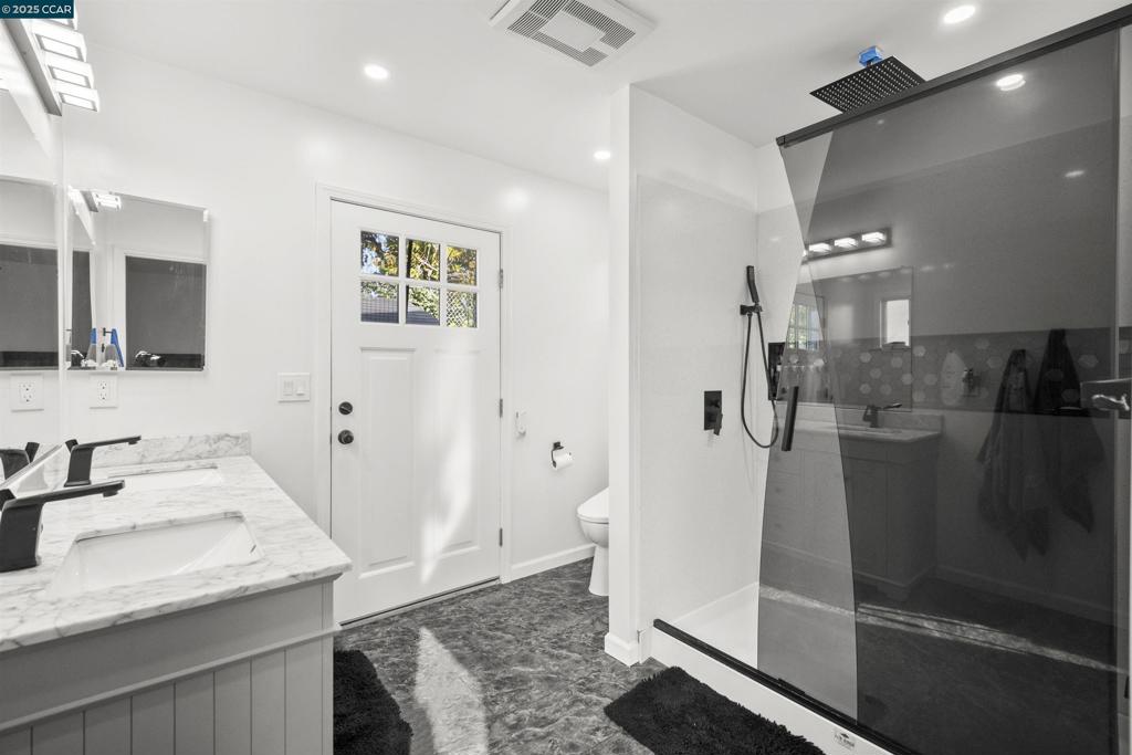 SOBRANTE PARK - Residential