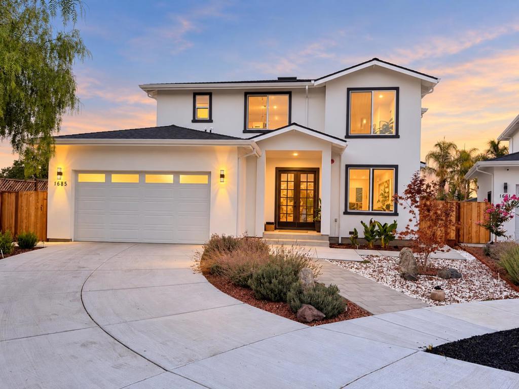 1685 Zinnia Lane