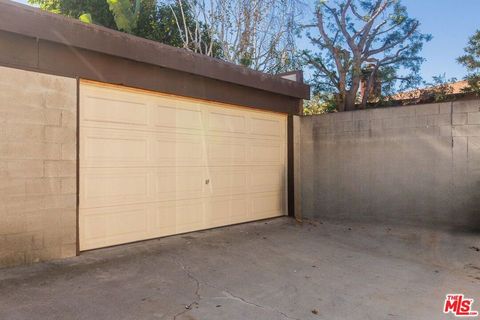 Tiny photo for 2320 Clark Lane #1, Redondo Beach, CA 90278 (MLS # 25600429)