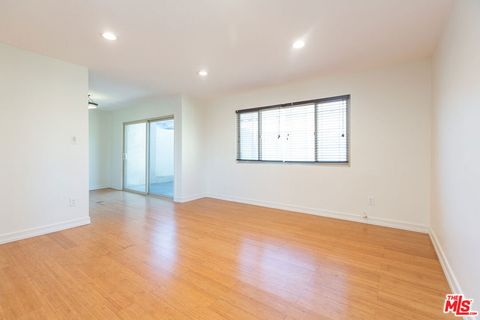 Tiny photo for 2320 Clark Lane #1, Redondo Beach, CA 90278 (MLS # 25600429)