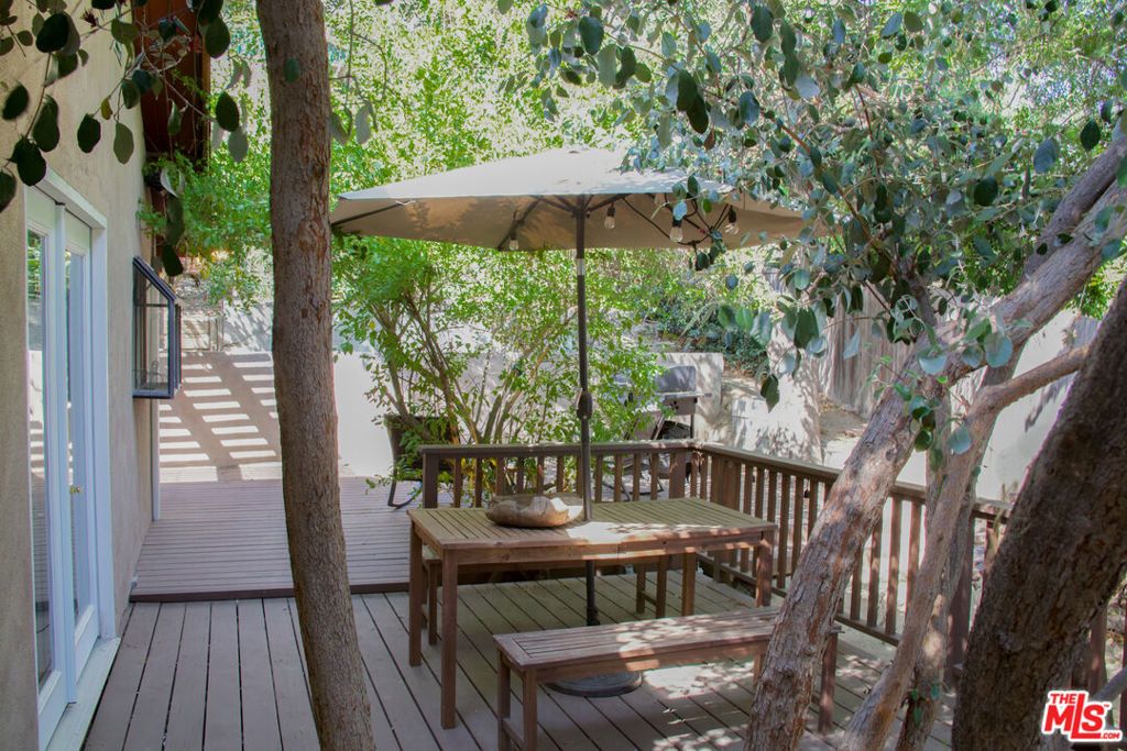 listing image 130724931471952669965